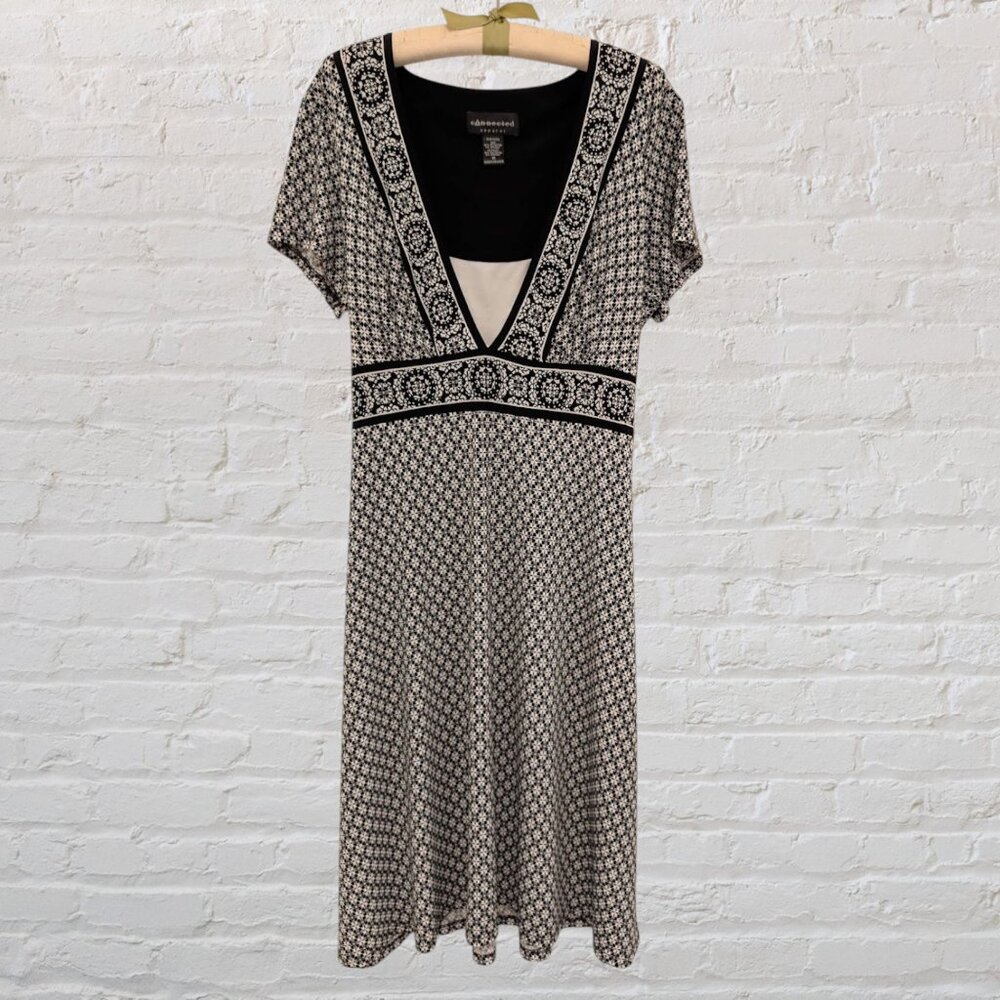 EUC Connected Apparel V-Neck Black White Size 16 Short Sleeve Dress